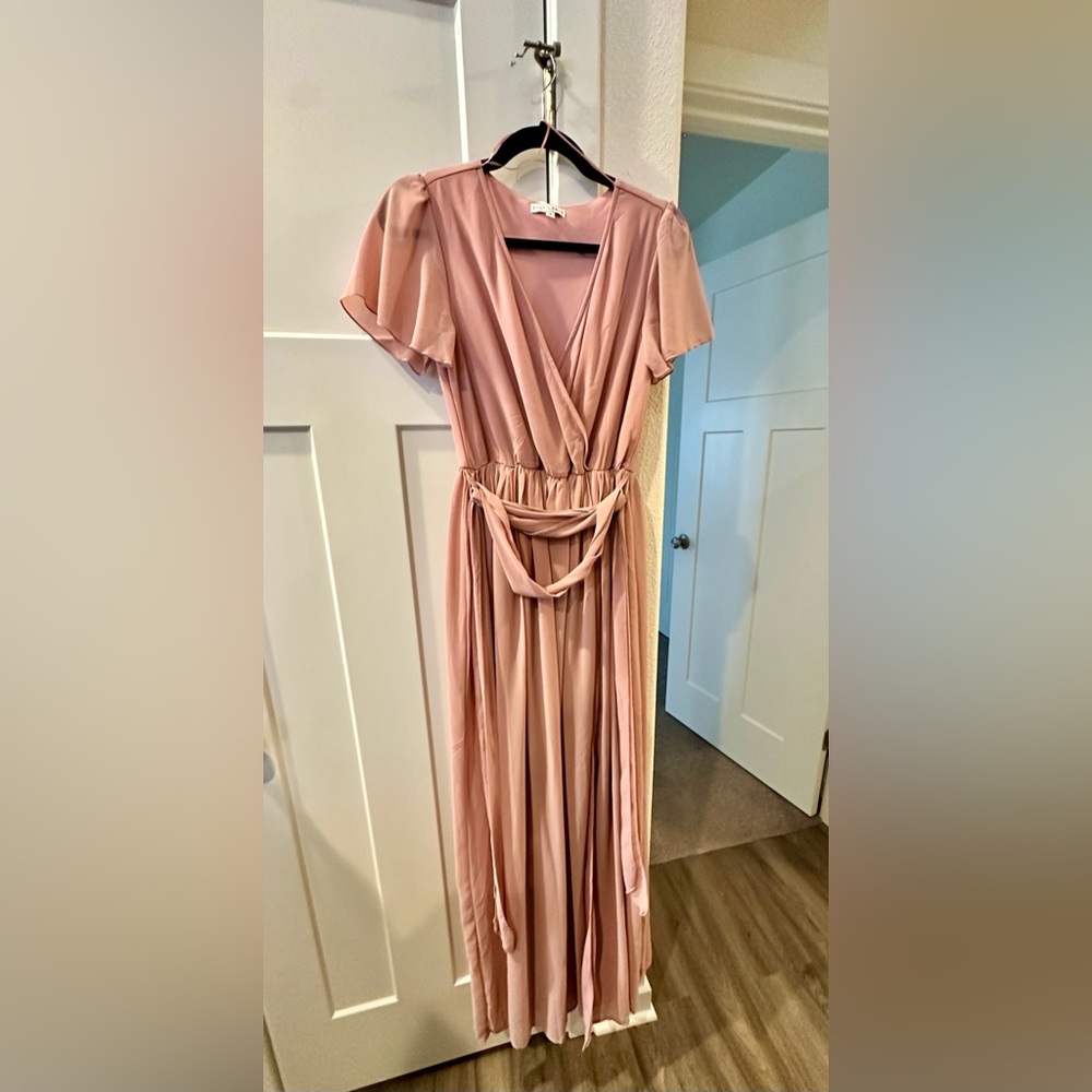 Elegant Pink Maxi Dress